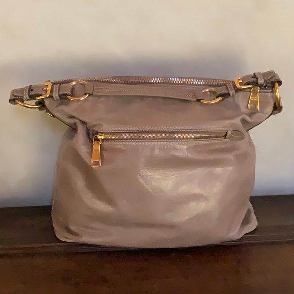 Host Pic✨🤎Prada Vitello Shine Leather Hobo Taupe - Picture 5 of 16